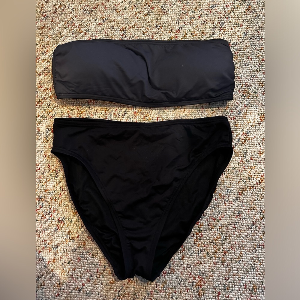 Women’s Medium Michael Kors Swimsuit NWOT - lot #17